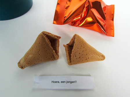 Fortune cookie hoera een jongen