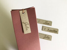 Kartonnen label (gegraveerd)